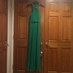 Emerald green Bebe gown